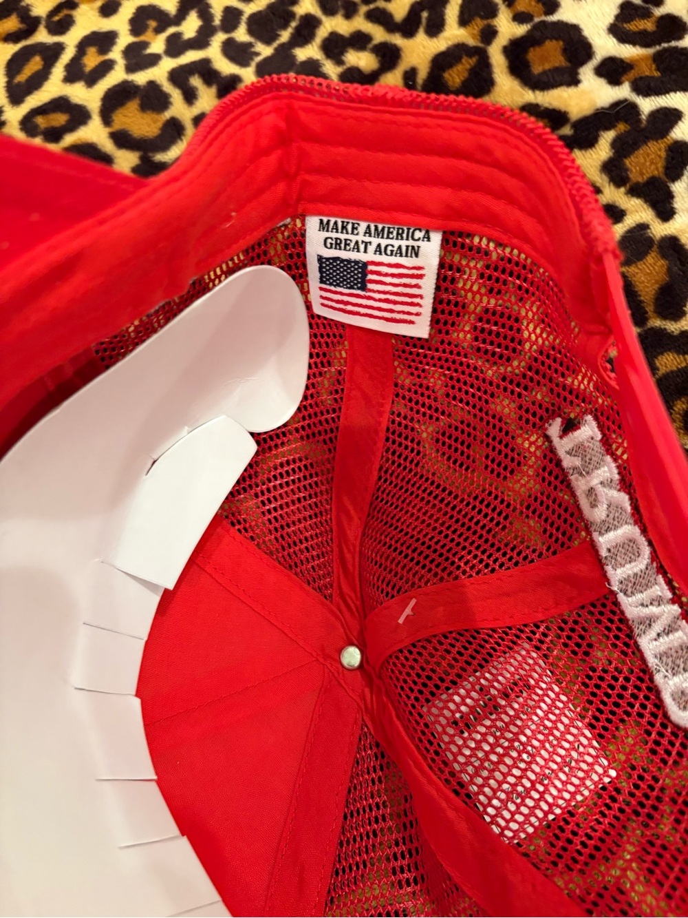 Red Mesh Hat - Picture 5 of 6